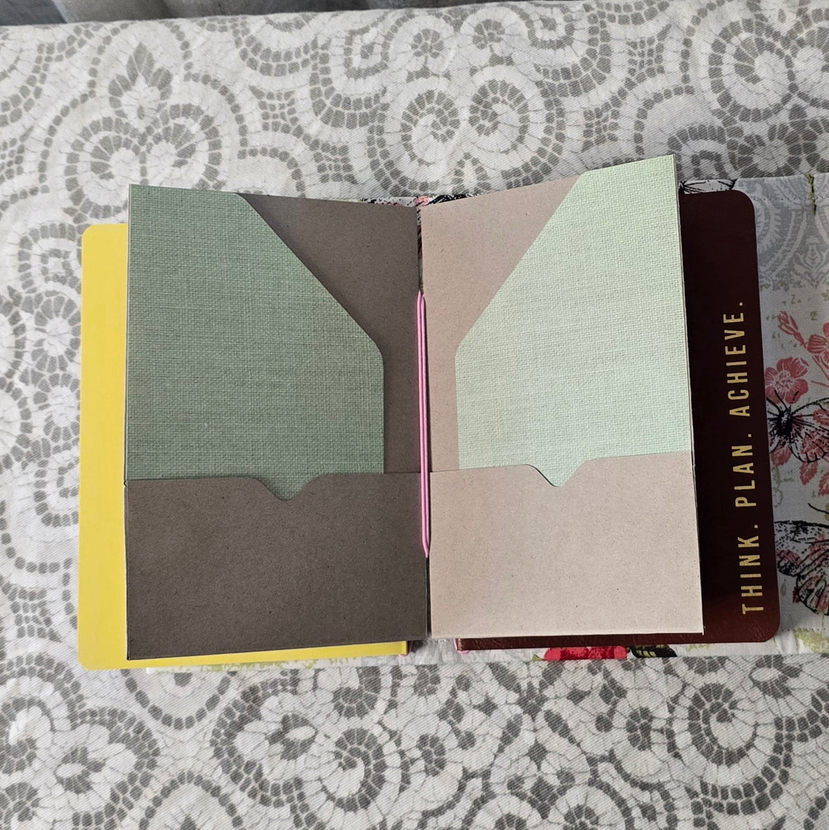 Go Companion - Brown & Dark Pink & Poppies