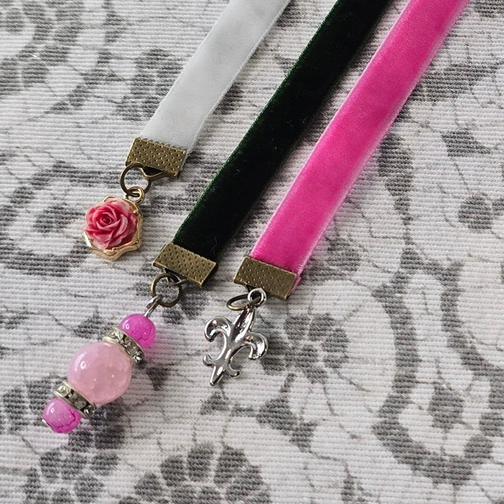 The Companion - Brown & Dark Pink & Poppies