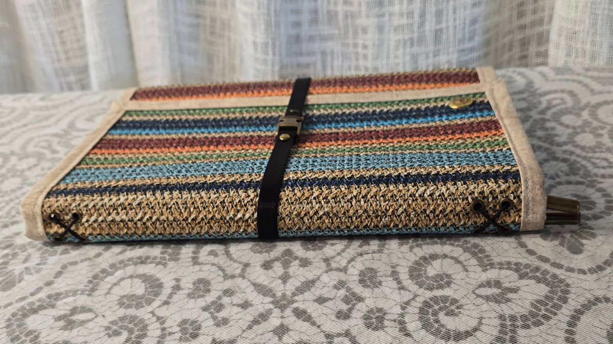 The Companion - Multi & Textured & Tan
