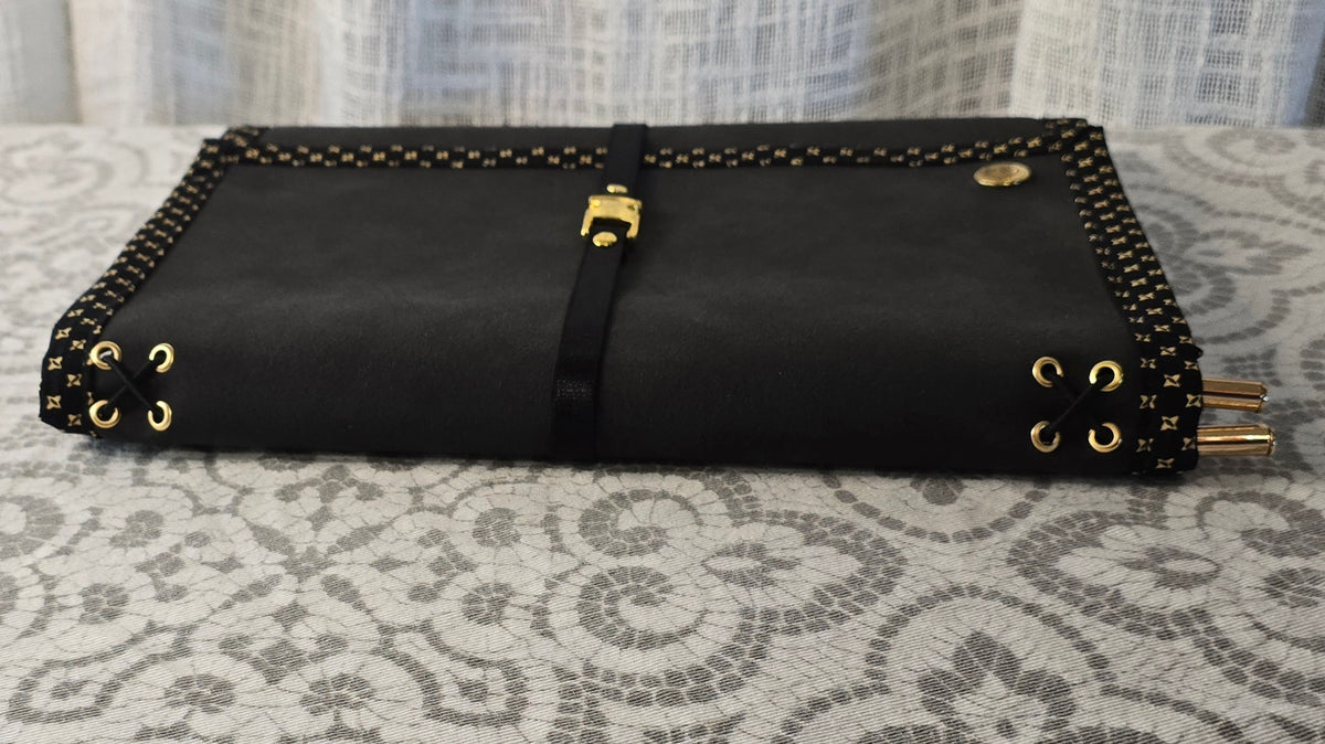 The Companion - Black & Yellow Diamonds