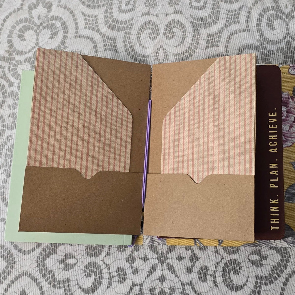 Go Companion - White & Yellow & Floral & Lilac