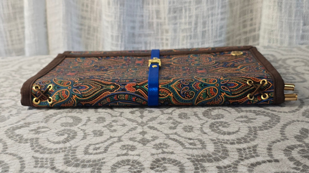 The Companion - Multi & Paisley & Brown