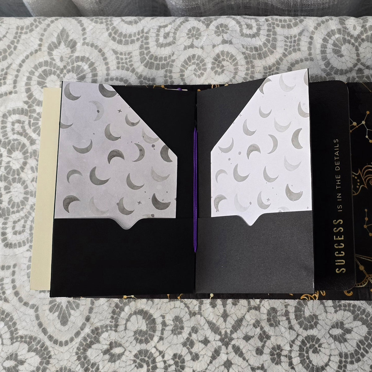Go Companion - Gold Lace & Lilac & Astrology