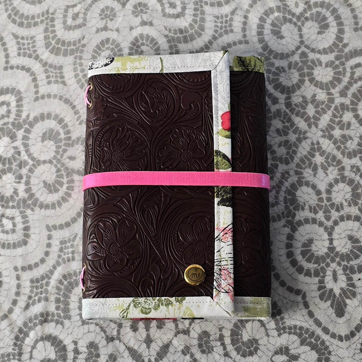 Go Companion - Brown & Dark Pink & Poppies